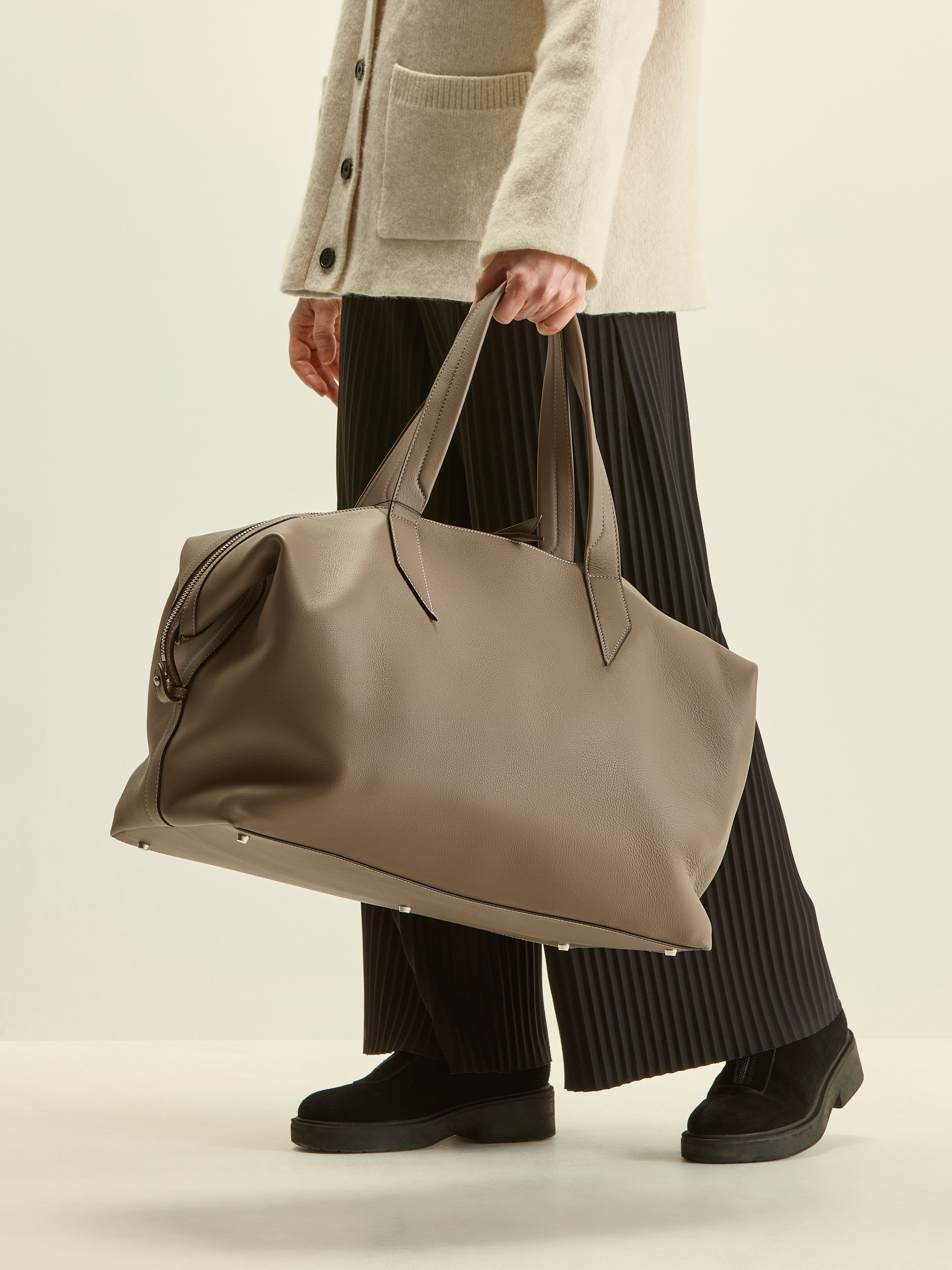 Maybourne x Métier Nomad Weekend Bag